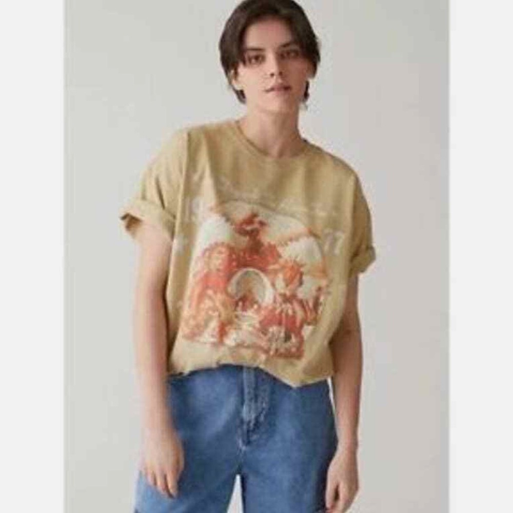 Urban Outfitters Queen Tan Graphic Tee
